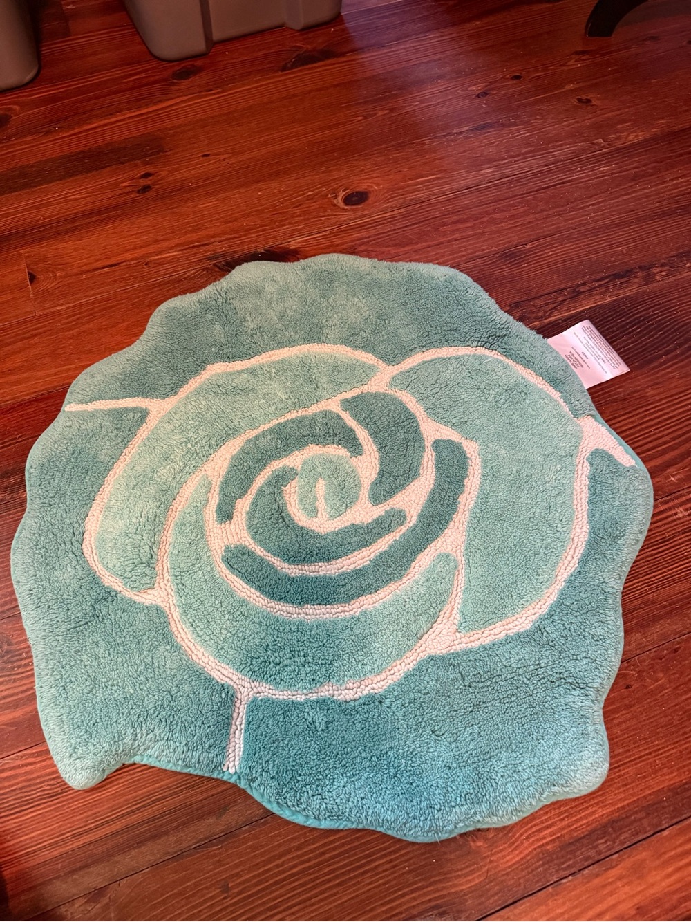 Jessica Simpson Teal and White Rose Bath Mat
